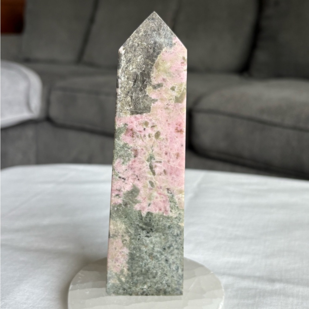 Peruvian Rhodonite tower